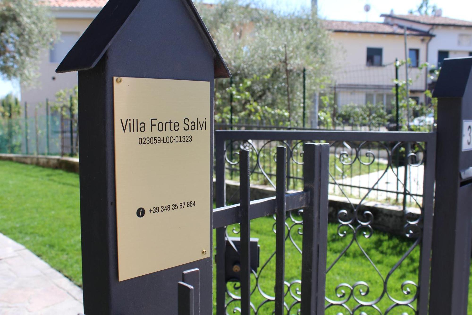 Villa Forte Salvi - Rooms Peschiera del Garda Esterno foto