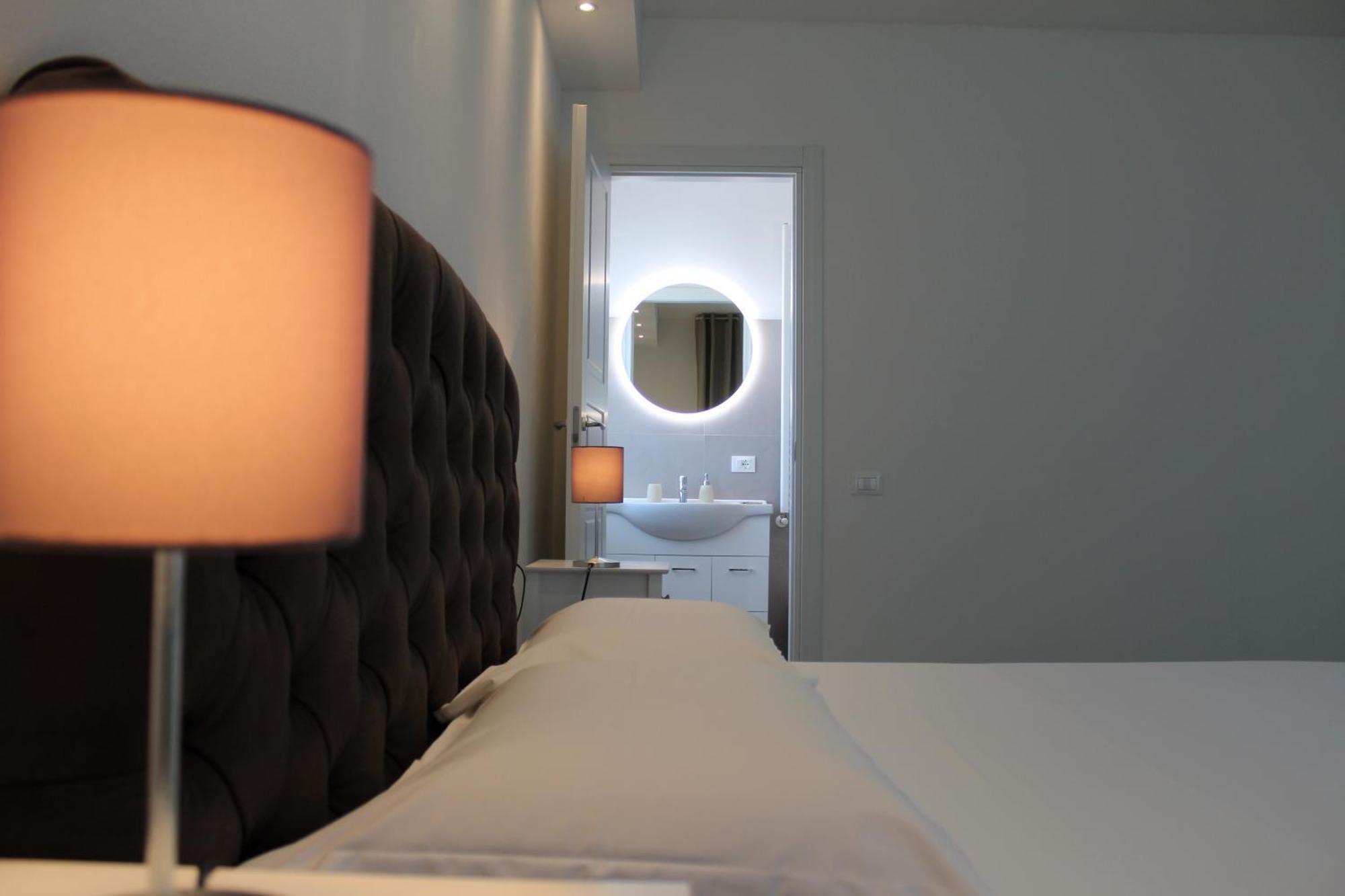 Villa Forte Salvi - Rooms Peschiera del Garda Esterno foto